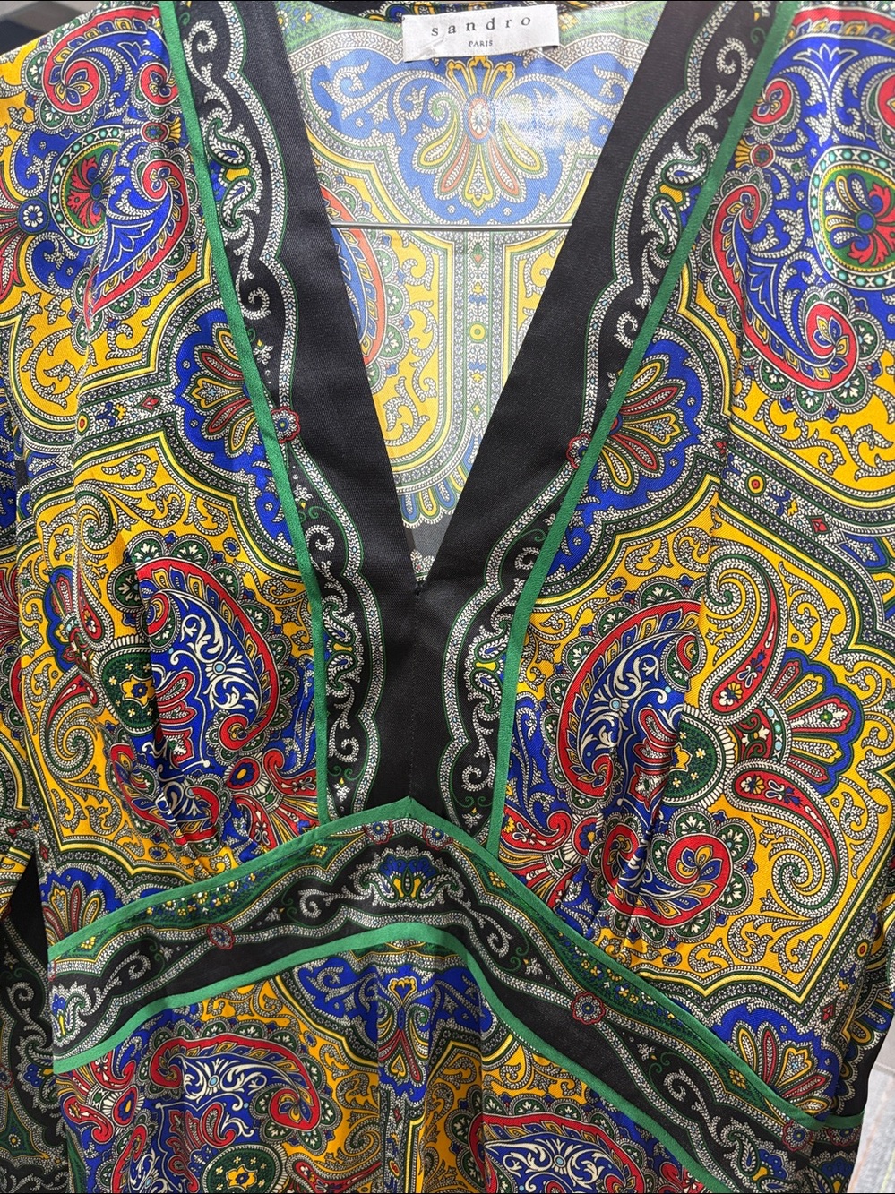 🌸Sandro printed V-neck dress - Picture 2 of 4